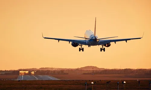 
				
					Condições climáticas alternam voou em aeroporto de Ilhéus
				
				