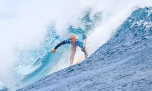 
				
					Conheça Tatiana Weston-Webb, medalhista do surf nas Olimpíadas
				
				