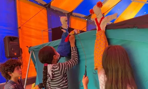 
				
					Conheça o projeto que valoriza o teatro de bonecos na Bahia
				
				