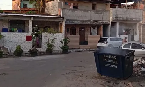 
				
					Corpo de homem é encontrado carbonizado em contêiner de lixo na Bahia
				
				