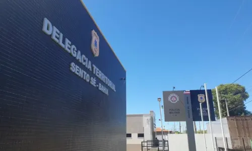 
				
					Dupla suspeita de homicídio é presa na Bahia
				
				