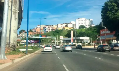 
				
					Corpo é encontrado esquartejado dentro de carrinho em Salvador
				
				