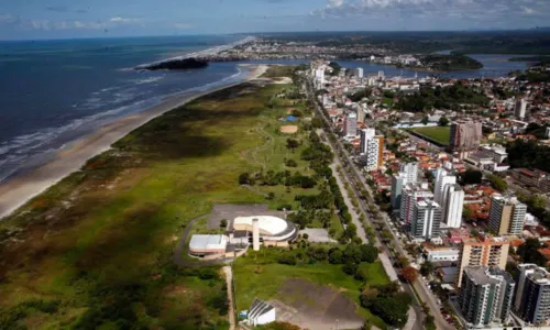 
				
					Corpo em decomposição é encontrado boiando em praia de Ilhéus
				
				