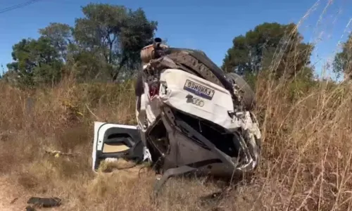 
				
					Cunhado de pré-candidato a prefeito morre após capotamento na Bahia
				
				