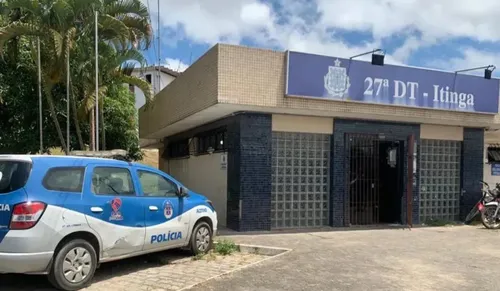 
				
					Dois homens são presos suspeitos de homicídio qualificado em Serrinha
				
				