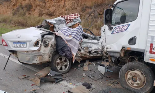 
				
					Dois irmãos e um amigo morrem em acidente na Bahia
				
				