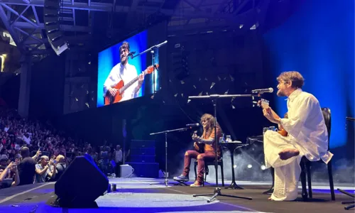 
				
					Em show lotado, Luiz Caldas e Saulo falam de encontro no Carnaval 2025
				
				