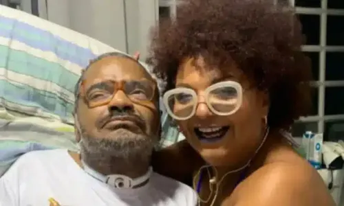 
				
					Esposa de Arlindo Cruz se pronuncia após polêmica envolvendo namorado
				
				