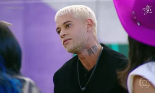 
				
					'Estrela da Casa': quem é Nick, participante trans do reality show
				
				