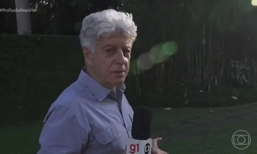 
					Caco Barcellos surge de bengala aos 75 anos; veja como está jornalista
				
				