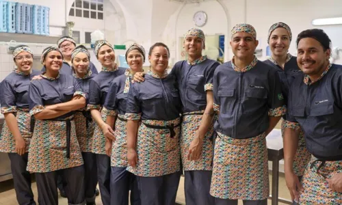 
				
					Feijoada ao brigadeiro: o que atletas do Brasil comeram nas Olimpíadas
				
				