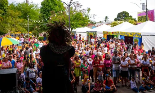 
				
					Feira Literária de Amélia Rodrigues começa nesta sexta-feira (20)
				
				