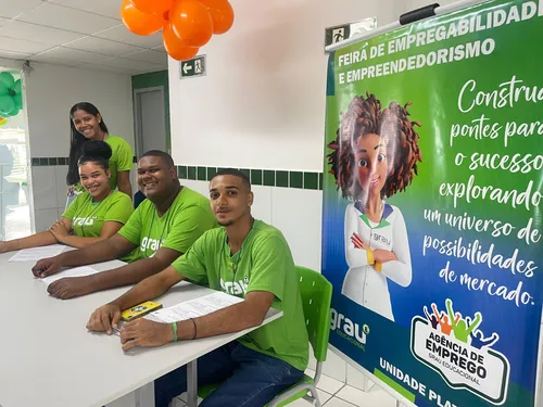 
				
					Feira da empregabilidade oferece 100 vagas emprego e estágio
				
				