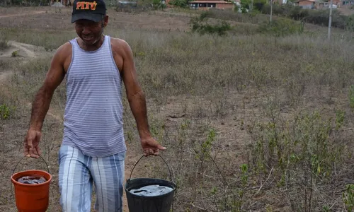 
				
					Feira de Santana decreta situação de emergência por estiagem
				
				