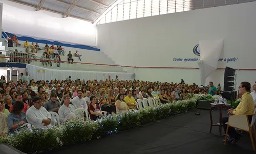 
				
					Feira de Santana recebe 1ª Feira Literária Espírita no sábado (14)
				
				