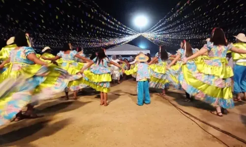 
				
					Feira de Santana recebe Festival de Quadrilha Junina neste domingo (4)
				
				