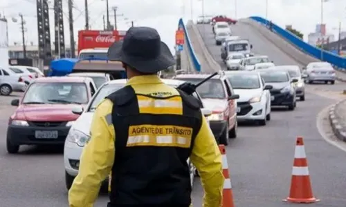 
				
					Feira de Santana: tráfego será alterado em avenidas para corrida
				
				