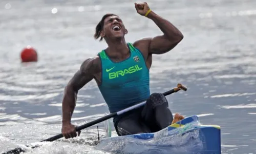 
				
					Baiano Isaquias Queiroz é campeão brasileiro de canoagem de velocidade
				
				