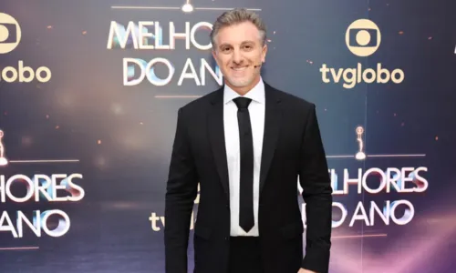 
				
					Filha de Silvio Santos detona Luciano Huck e solta o verbo: 'Chega'
				
				