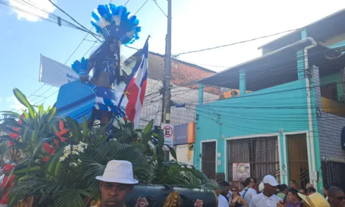 
				
					Multidão celebra os 201 anos do 2 de Julho em Salvador
				
				