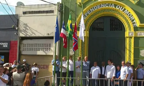 
				
					Governador da Bahia revela pedido de inclusão do 2 de Julho em livros
				
				