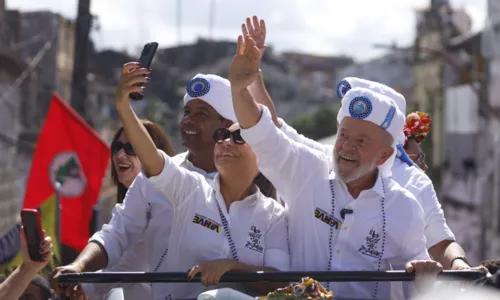 
				
					Fotos: veja imagens da celebração do 2 de Julho em Salvador
				
				