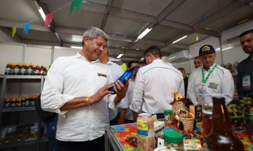 
				
					Governador assina plano de agricultura sustentável na Bahia Farm Show
				
				