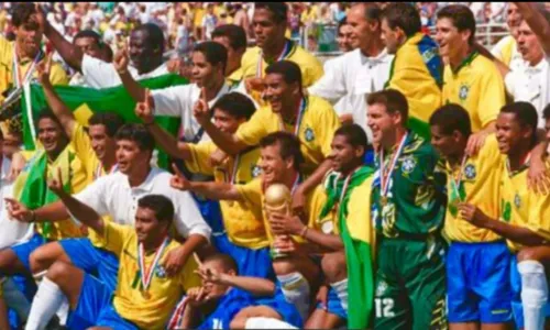 
				
					Há 30 anos, Brasil se tornava o primeiro tetra da história
				
				