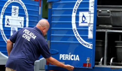 
				
					Homem é morto a tiros dentro de bar na Bahia
				
				