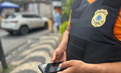 
				
					Homem é morto a tiros após suposta discussão de trânsito em Juazeiro
				
				