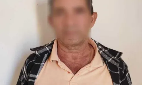 
				
					Homem é preso após aplicar golpes em criadores de gado na Bahia
				
				