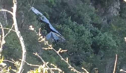 
				
					Homem morre após queda de parapente em parque do sudoeste da Bahia
				
				