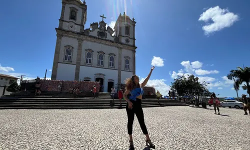 
				
					Igreja do Bonfim vira lugar favorito de Ju Paiva após queda de poste
				
				