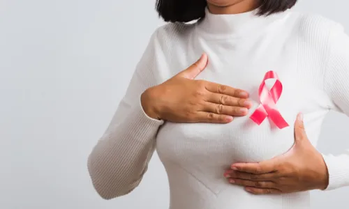 
					Mutirão oferta 40 mil vagas para exames de mamografia gratuitos
				
				