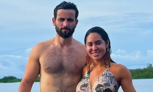 
				
					Isabelle Nogueira e Matteus Amaral reagem a suspeitas de gravidez
				
				