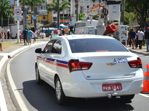 
				
					Italiana tem prejuízo de R$ 7,5 mil após estelionato em táxi na Bahia
				
				