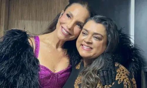 
				
					Ivete Sangalo recebe declaração emocionante de Preta Gil: 'Meu sol'
				
				