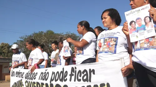 
				
					Jaíba: Familiares de adolescentes mortos em acidente pedem justiça
				
				