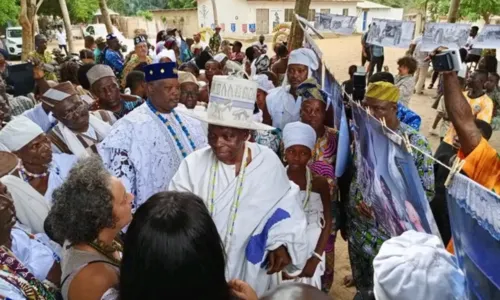 
				
					Jô Queiroz trace lá ligne Salvador de Bahia - Benin
				
				