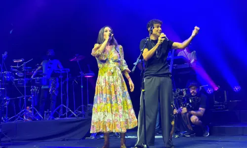 
				
					Jorge Vercillo canta 'Ela Une Todas as Coisas' com Ivete Sangalo
				
				