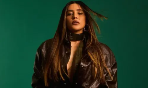 
					Porta do avião de Lauana Prado abre no ar e cantora desabafa
				
				