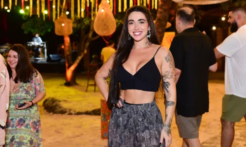 
				
					Lucas Pizane e ex-'BBBs' se reencontram em evento no Maranhão; FOTOS
				
				