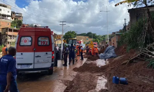 
				
					MPT apura caso de trabalhador soterrado em obra em Pau da Lima
				
				