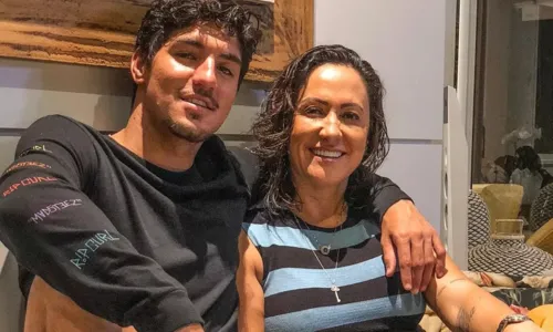 
				
					Mãe de Gabriel Medina lembra briga por Brunet: 'Vivi luto de um filho'
				
				