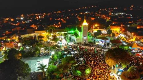 
				
					Maiara e Maraisa fazem show gratuito na Bahia nesta quinta-feira (25)
				
				