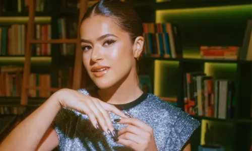 
					Maisa é flagrada em clima de intimidade com astro do Corinthians
				
				