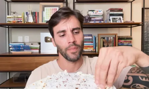 
				
					Marido de Ivete Sangalo ensina receita para fazer uma pipoca perfeita
				
				