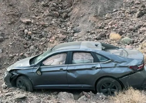 
				
					Motorista morre de hipertermia após carro cair no Vale da Morte
				
				