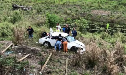 
				
					Mulher é encontrada morta em banheiro de shopping na Bahia
				
				