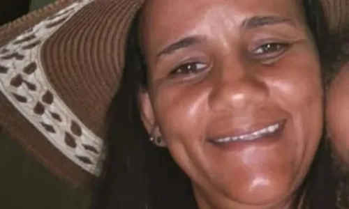 
				
					Mulher é morta a facadas enquanto realizava caminhada na Bahia
				
				